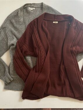 Bundle Cozy Open-Front Cable Knit Cardigan - Gray Aeropostale & Rust Boutique